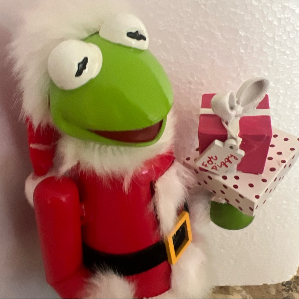 Kermit The Frog Nutcracker Kurt Adler Muppets Christmas Disney 10” NEW IN BOX - Picture 3 of 13